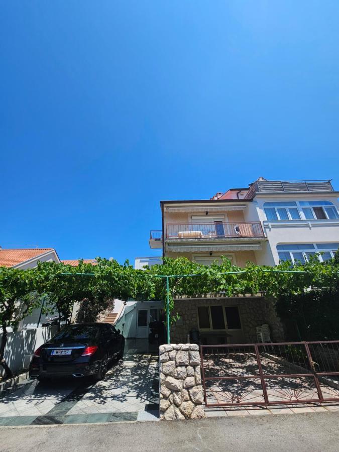 Apartments Bahar Krk Krk Town Zewnętrze zdjęcie